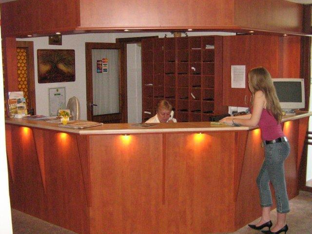 Hotel Termal Tiszaújváros 外观 照片